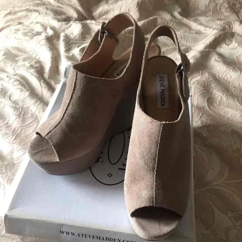 Steve Madden Wedges